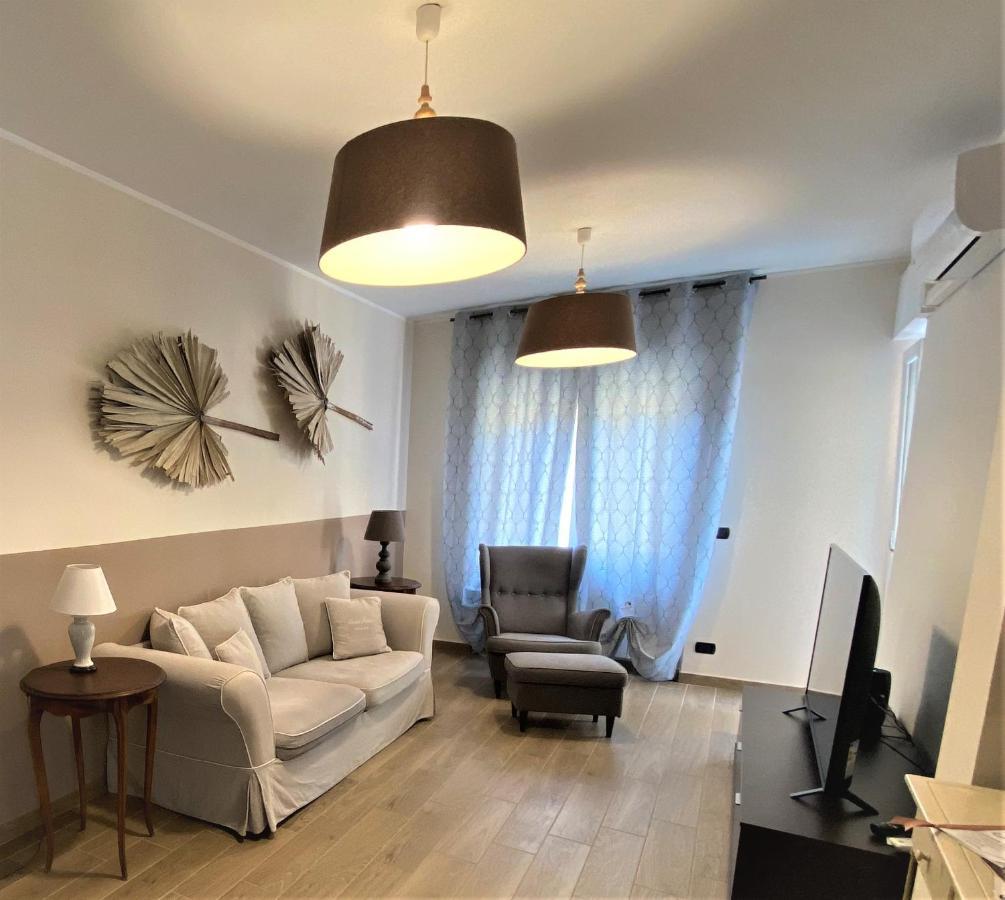 A Due Passi Dal Mare Apartment *